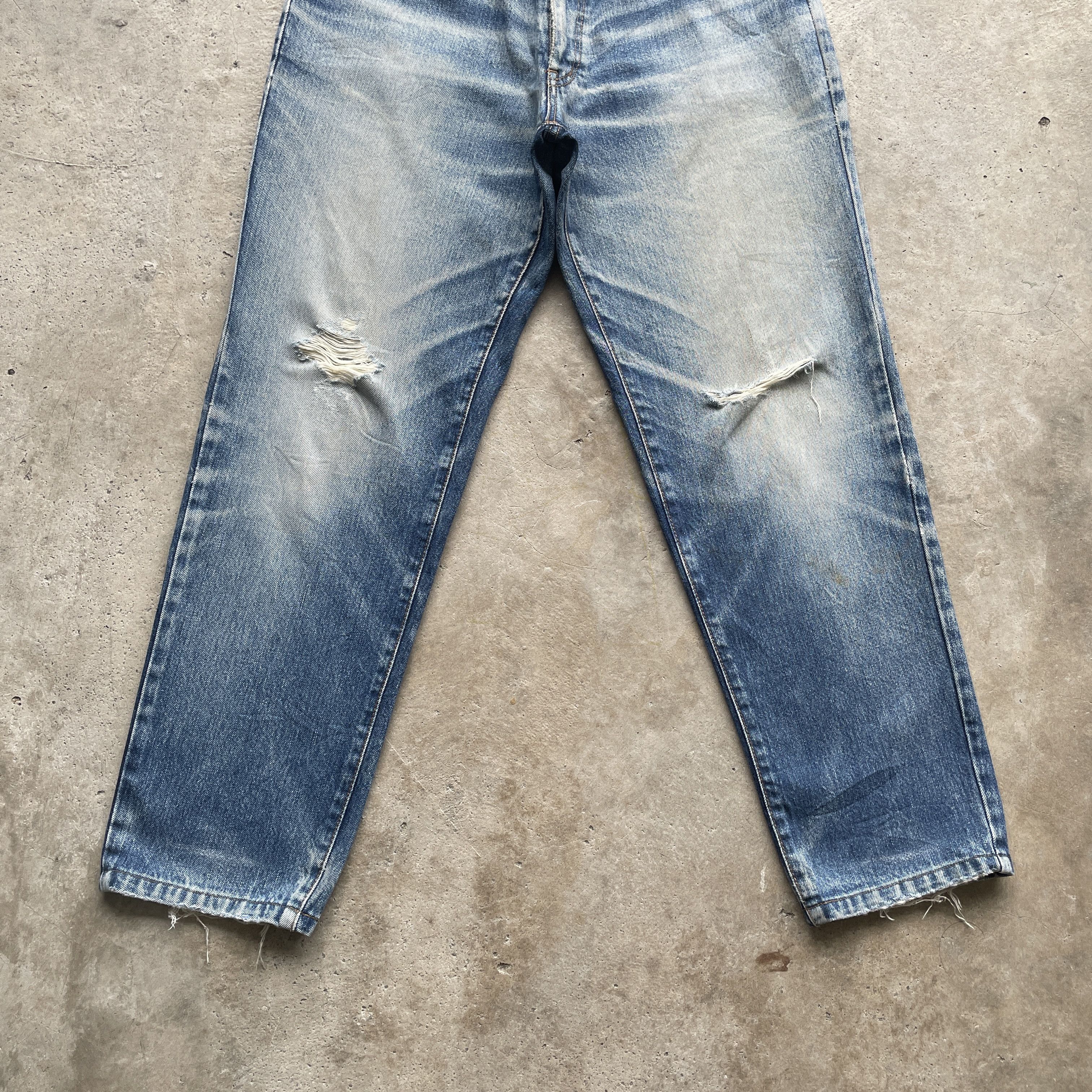 Japanese Brand VINTAGE JAPAN DISTRESSED JEANS STONEWASH DENIM FADED PANTS Size US 31 - 4 Thumbnail