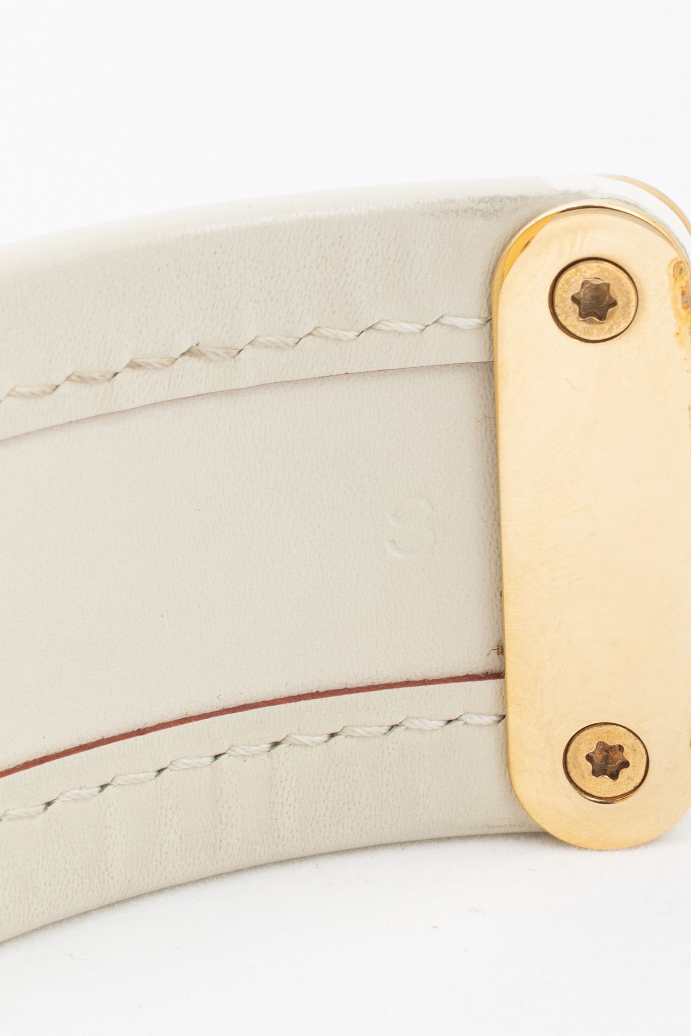 Louis Vuitton Louis Vuitton Suhali White Leather S-Lock Bracelet Size ONE SIZE - 9 Thumbnail