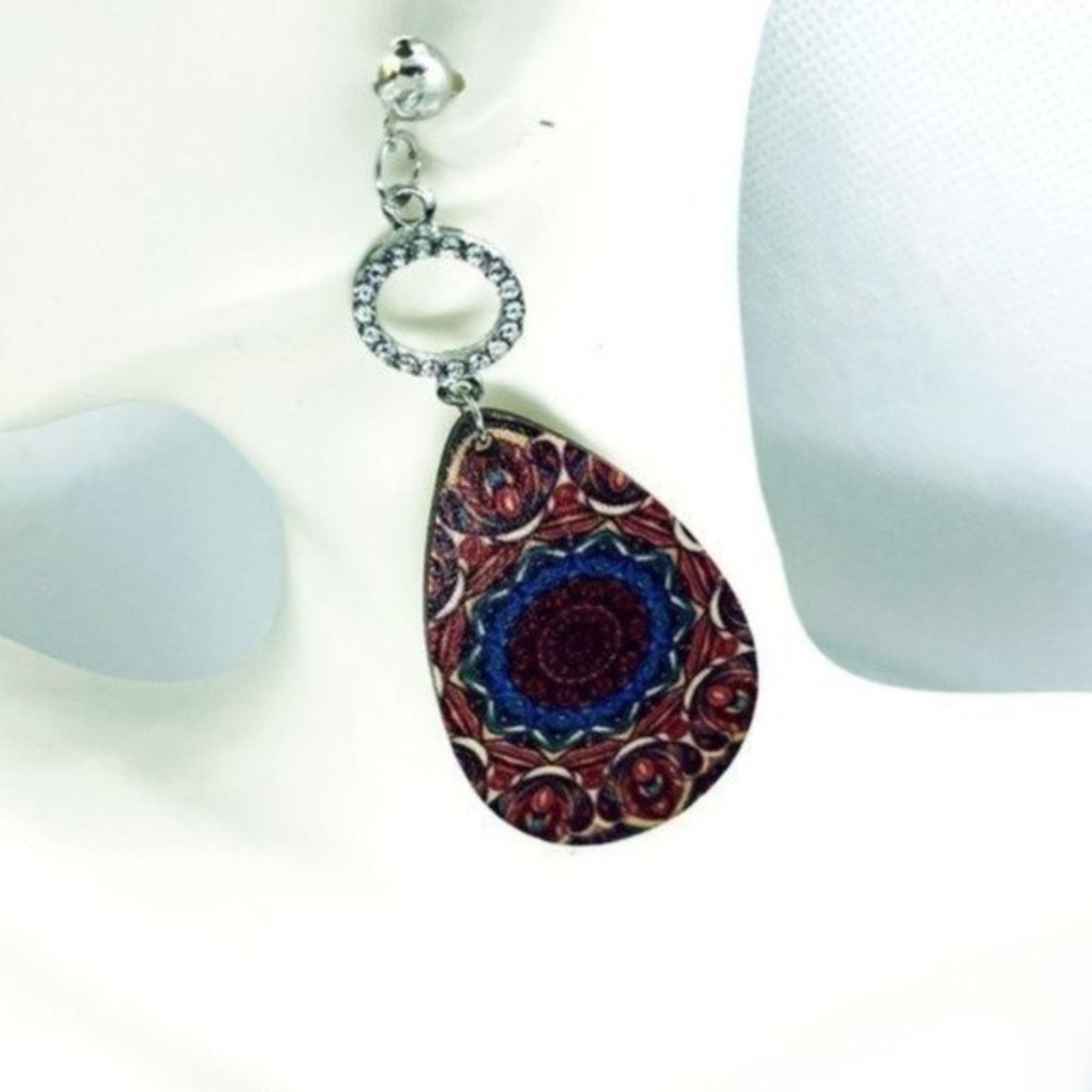 Other New NWT Silver-Tone Rhinestone Painted Wood Dangle Earrings Size ONE SIZE - 1 Thumbnail