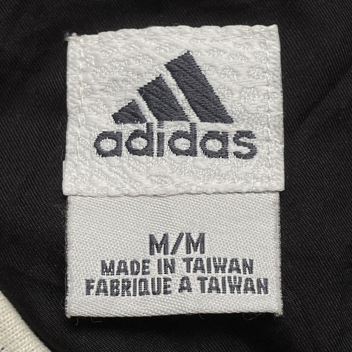 Vintage Vintage Brand Adidas Nylon Sweatshirt 2000s Size US M / EU 48-50 / 2 - 10 Thumbnail