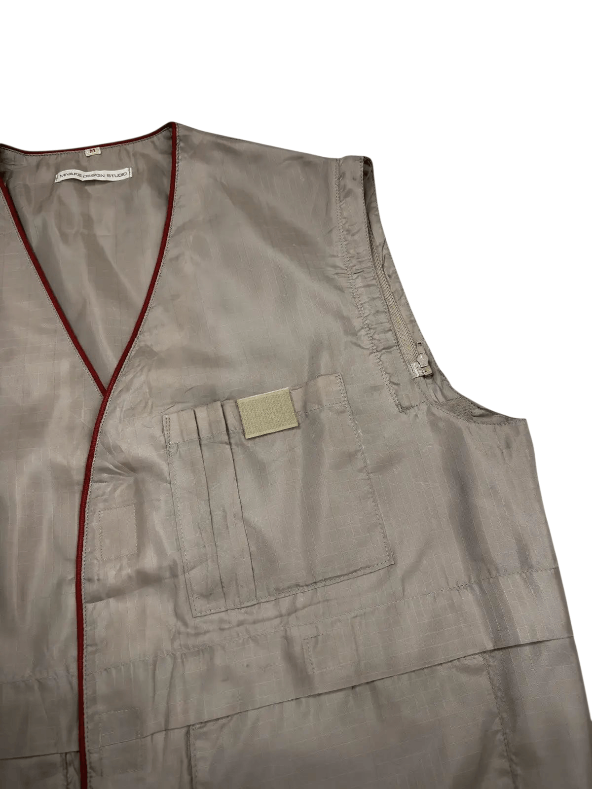 Issey Miyake 1981 RARE SAMPLE ISSEY MIYAKE DESIGN STUDIO NYLON VEST Size US M / EU 48-50 / 2 - 4 Thumbnail