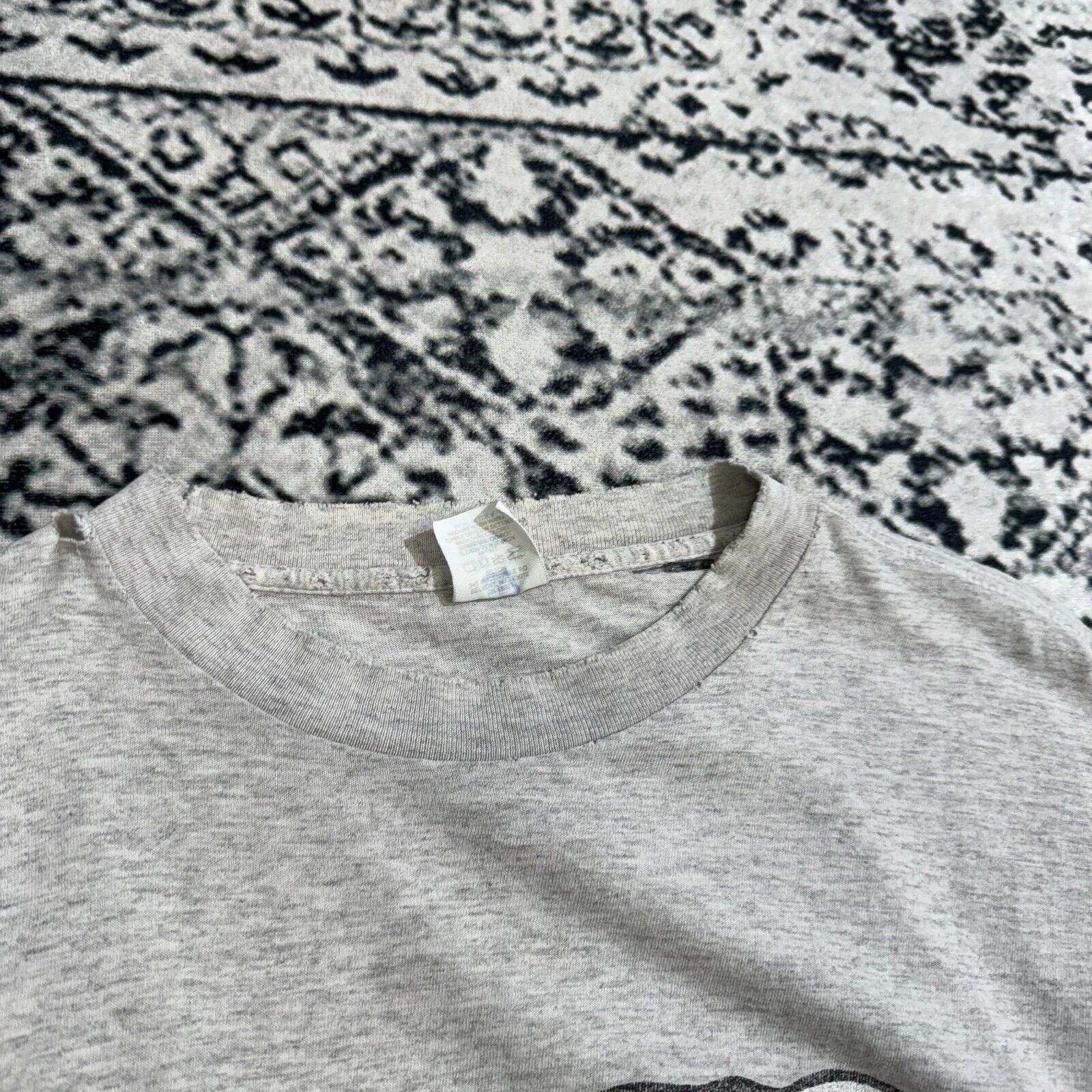 Vintage Gray Cotton T-Shirt Size L Snoopy 1971 Fashion Collectibl Size US L / EU 52-54 / 3 - 8 Thumbnail