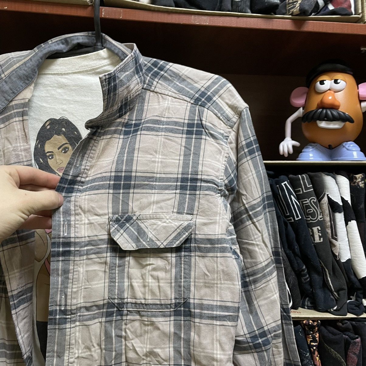 Vintage Vintage 90s Plaid Shirt Graphic Tee Grunge Streetwear Slim L Size US L / EU 52-54 / 3 - 4 Thumbnail