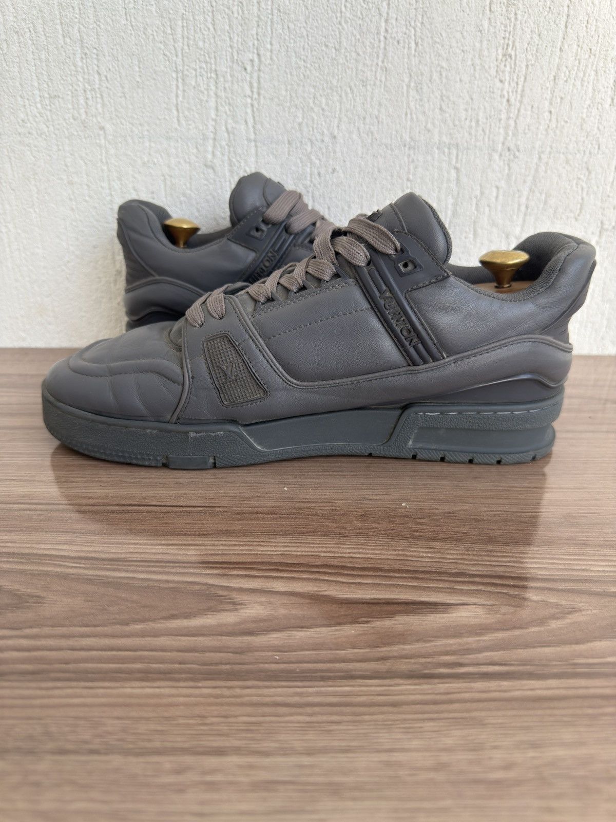 Louis Vuitton Puffy Lv trainers Size US 9 / EU 42 - 17 Thumbnail