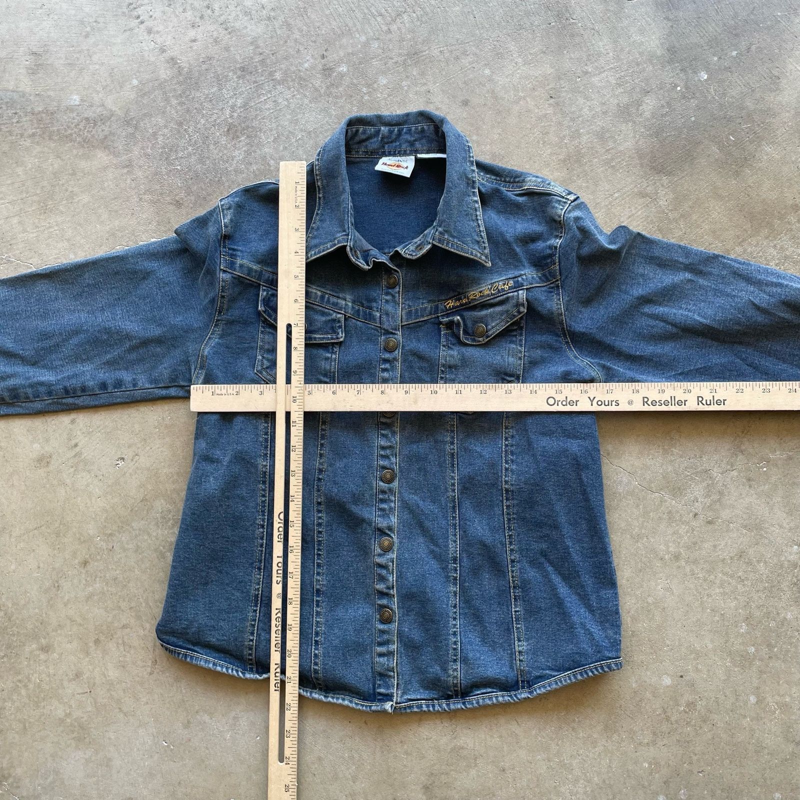 Vintage VINTAGE HARD ROCK CAFE COTTON DENIM JACKET WOMENS SMALL Size S / US 4 / IT 40 - 5 Thumbnail