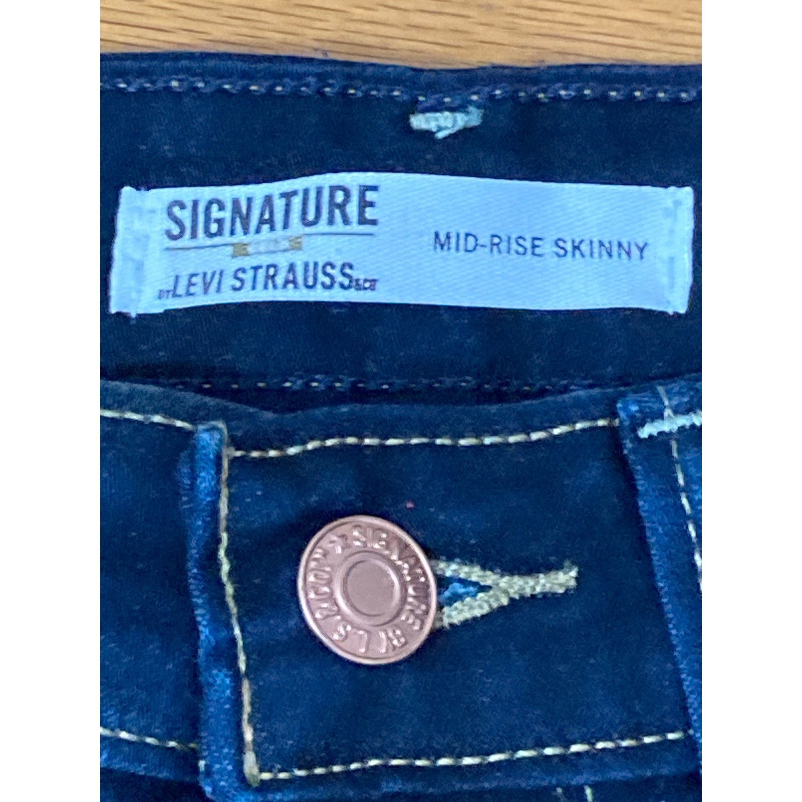 Levi's Signature by Levi Strauss Womens MidRise Skinny Jeans Sz W26 Size 26" / US 2 / IT 38 - 5 Thumbnail