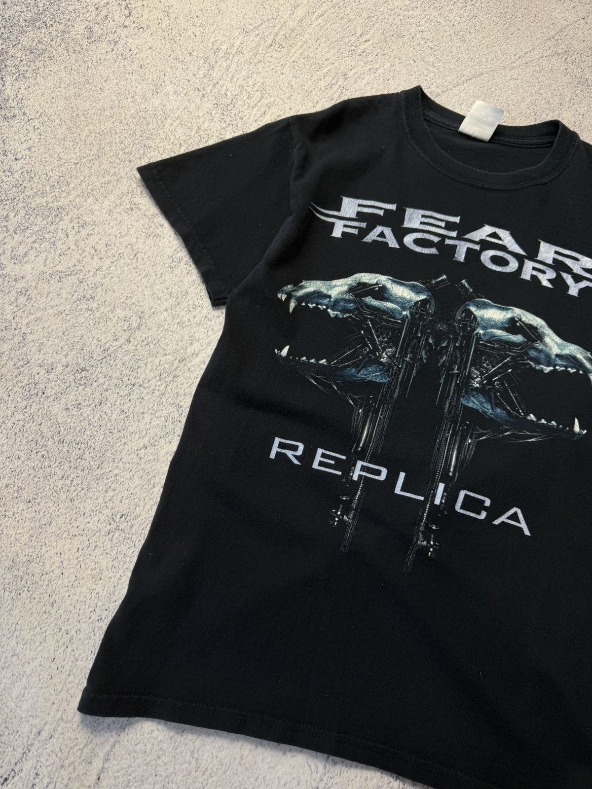 Band Tees Vintage Fear Factory Replica Rock T Shirt Y2K Size US S / EU 44-46 / 1 - 11 Thumbnail