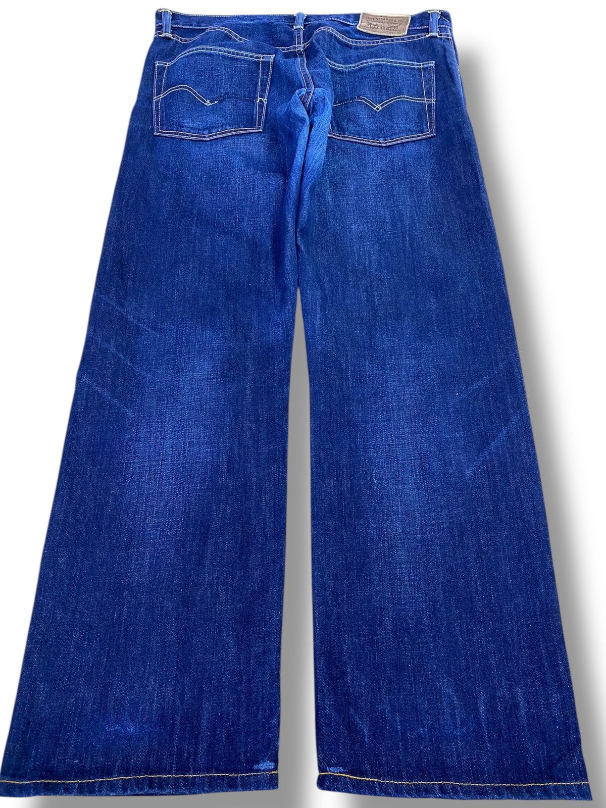 Levi's Levi’s Blue Wash Whiskered Style Straight Leg Jeans Size US 35 - 3 Thumbnail