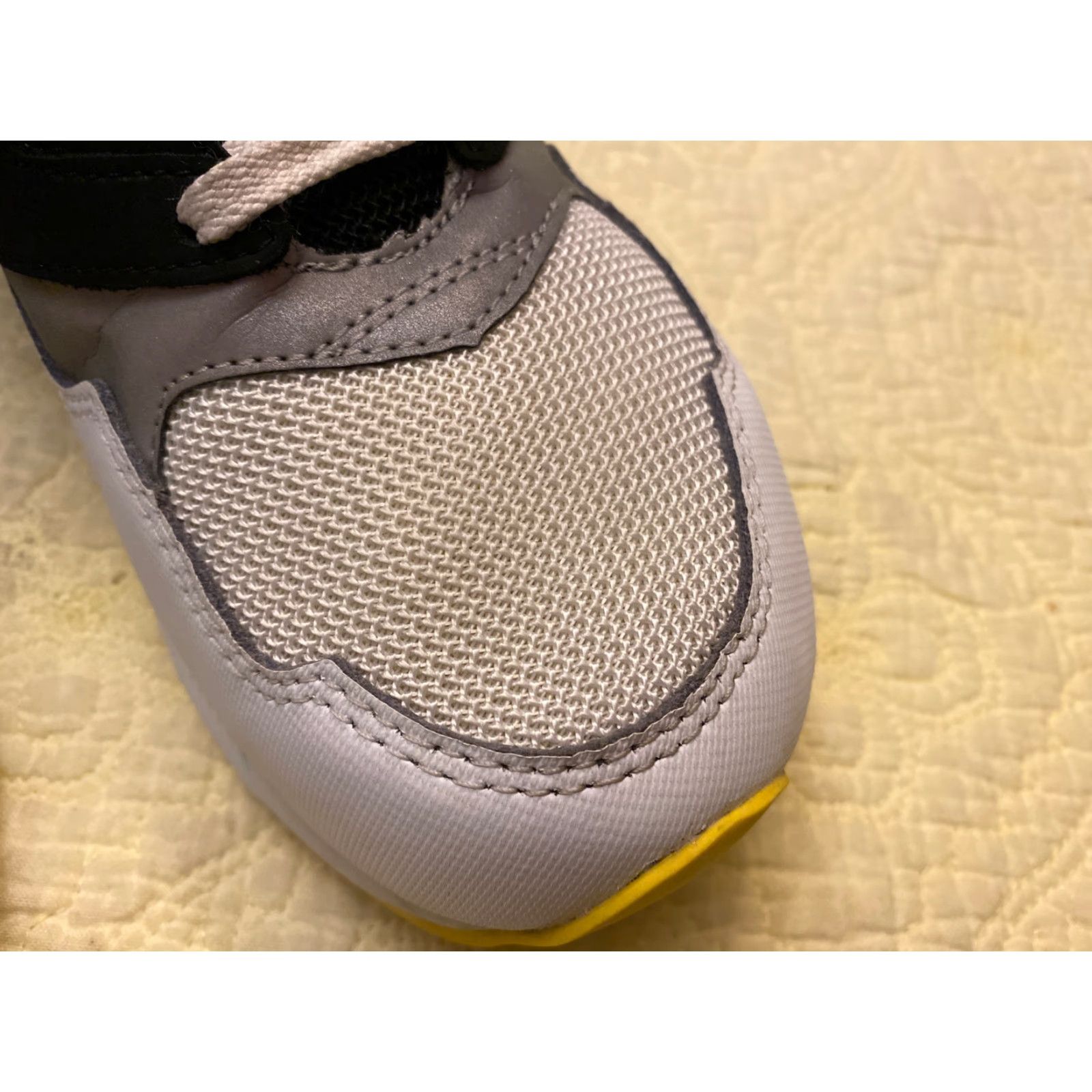 New Balance 878 Sneakers Men's Size 8D White Black Yellow Comfort Running