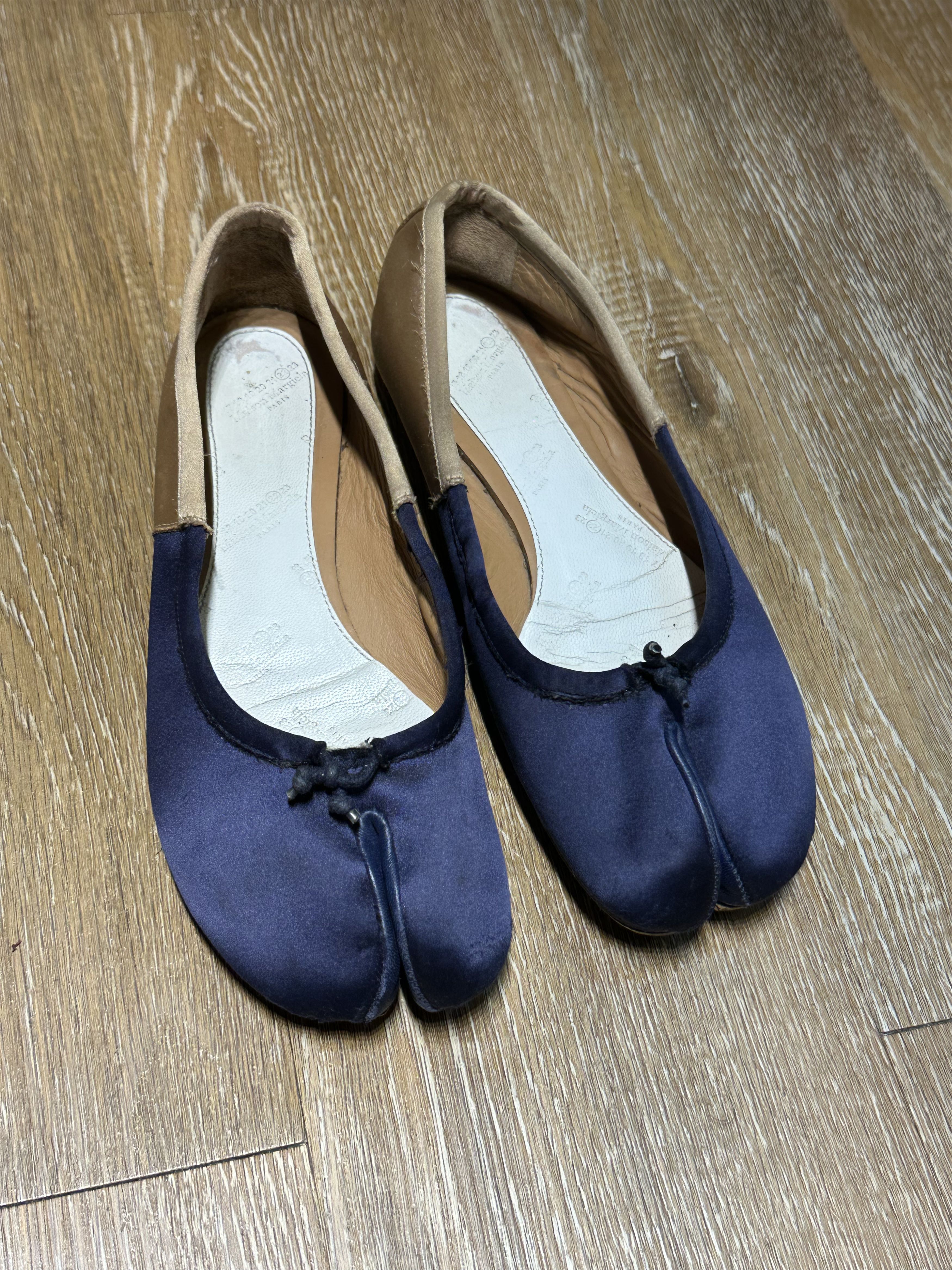 Maison Margiela Maison Margiela Tabi Ballerinas Blue/Gold Size US 7 / IT 37 - 3 Thumbnail