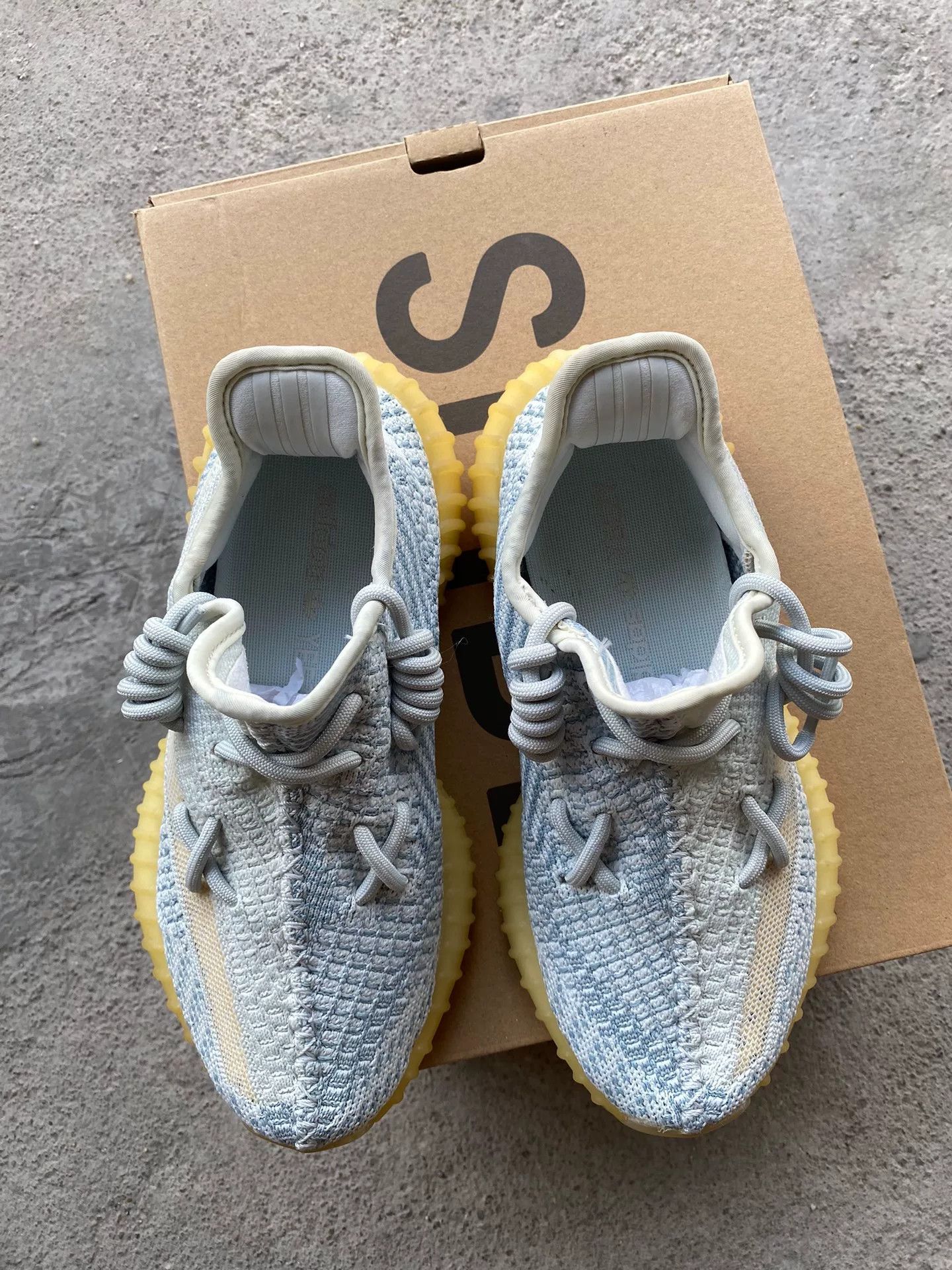 Adidas Adidas YEEZY350 White Lowtop Sneakers 36 Men Size US 5 / EU 37 - 1 Thumbnail