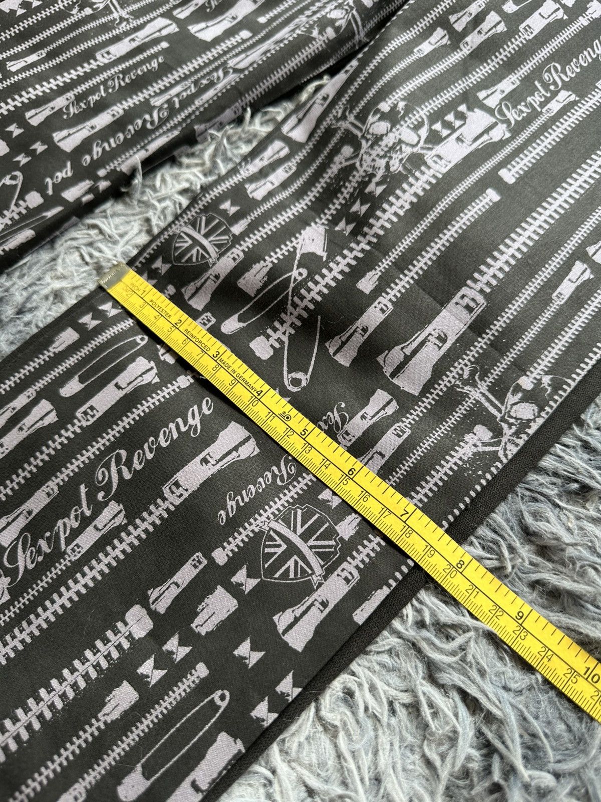 Sex Pot ReVeNGe 00's Sex Pot Revenge Harajuku punk anarchy pants Size US 31 - 22 Thumbnail