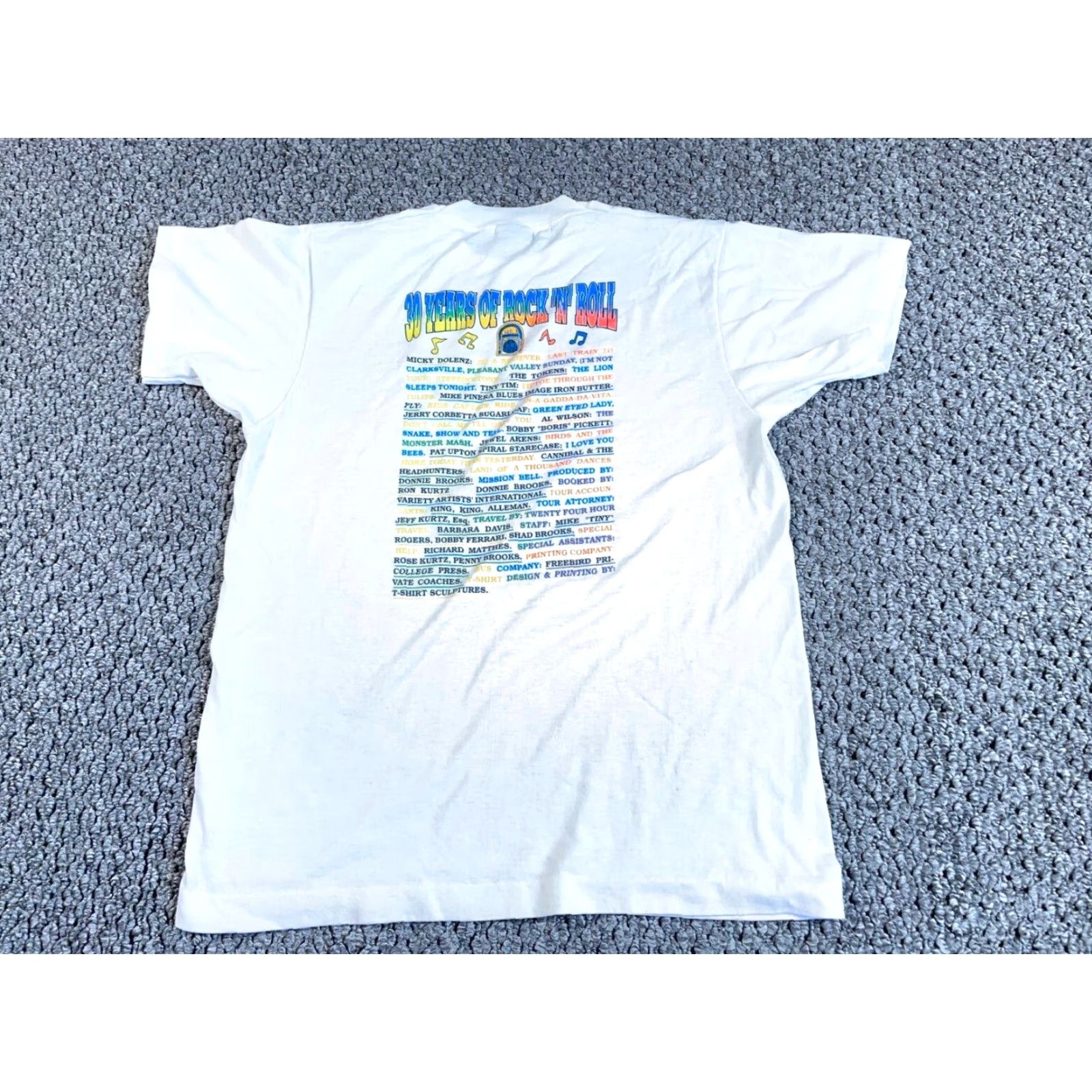 Vintage VTG Screen Stars 30 Years Rock n Roll T-Shirt Adult Medium White Mens Large (Tag) 90s Rock Graphic Print Cotton Blend Short Sleeve Crew Neck USA Made Size US M / EU 48-50 / 2 - 2 Thumbnail