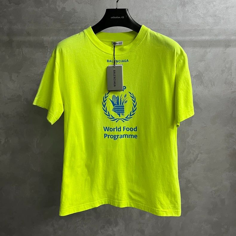 Balenciaga Balenciaga Fluorescent Yellow Round Neck Short Sleeve T-Sh Size US XS / EU 42 / 0 - 1 Thumbnail