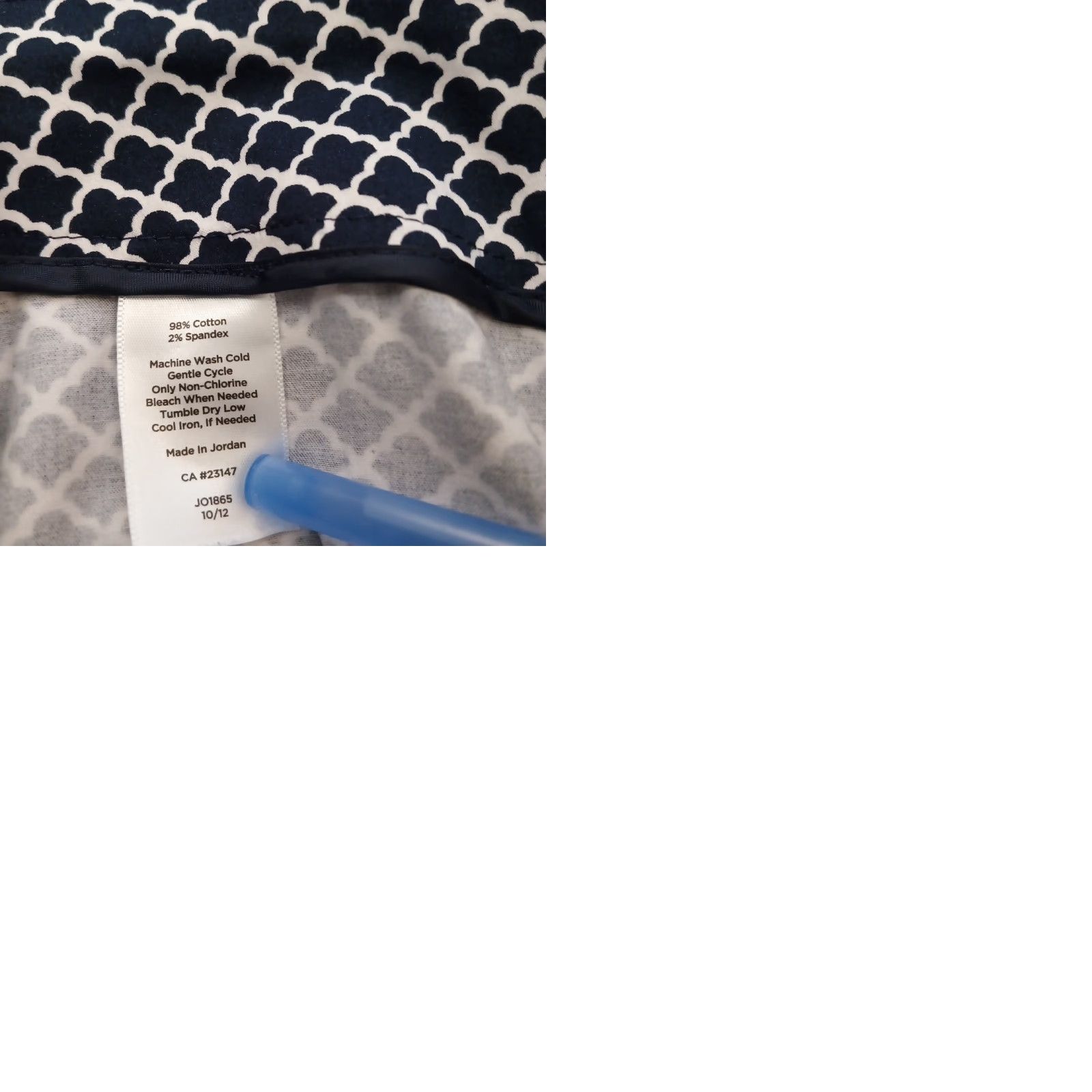 Talbots **Talbots Women's Size 14 Cropped Black Geometric Pants** User: **Talbots Women's Size 14 Black Geometric Cropped Pants** Size 36" / US 14 / IT 50 - 9 Thumbnail