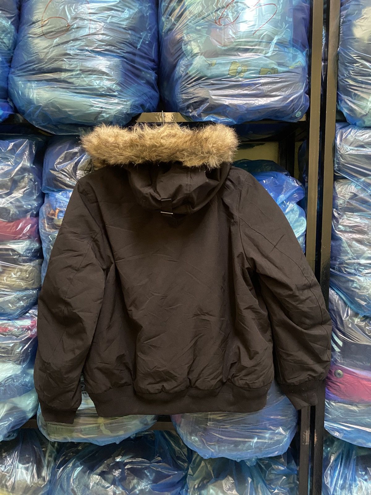 Uniqlo UNIQLO BOMBER FUR HOODIE Size US L / EU 52-54 / 3 - 6 Thumbnail