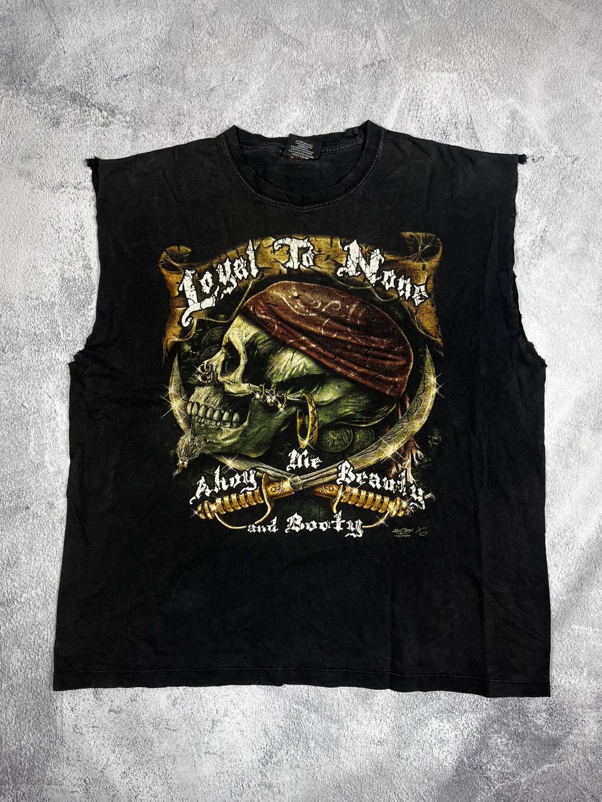 Band Tees Vintage 90s Loyal to None pirates big logo tank top size XXL Size US XXL / EU 58 / 5 - 1 Thumbnail