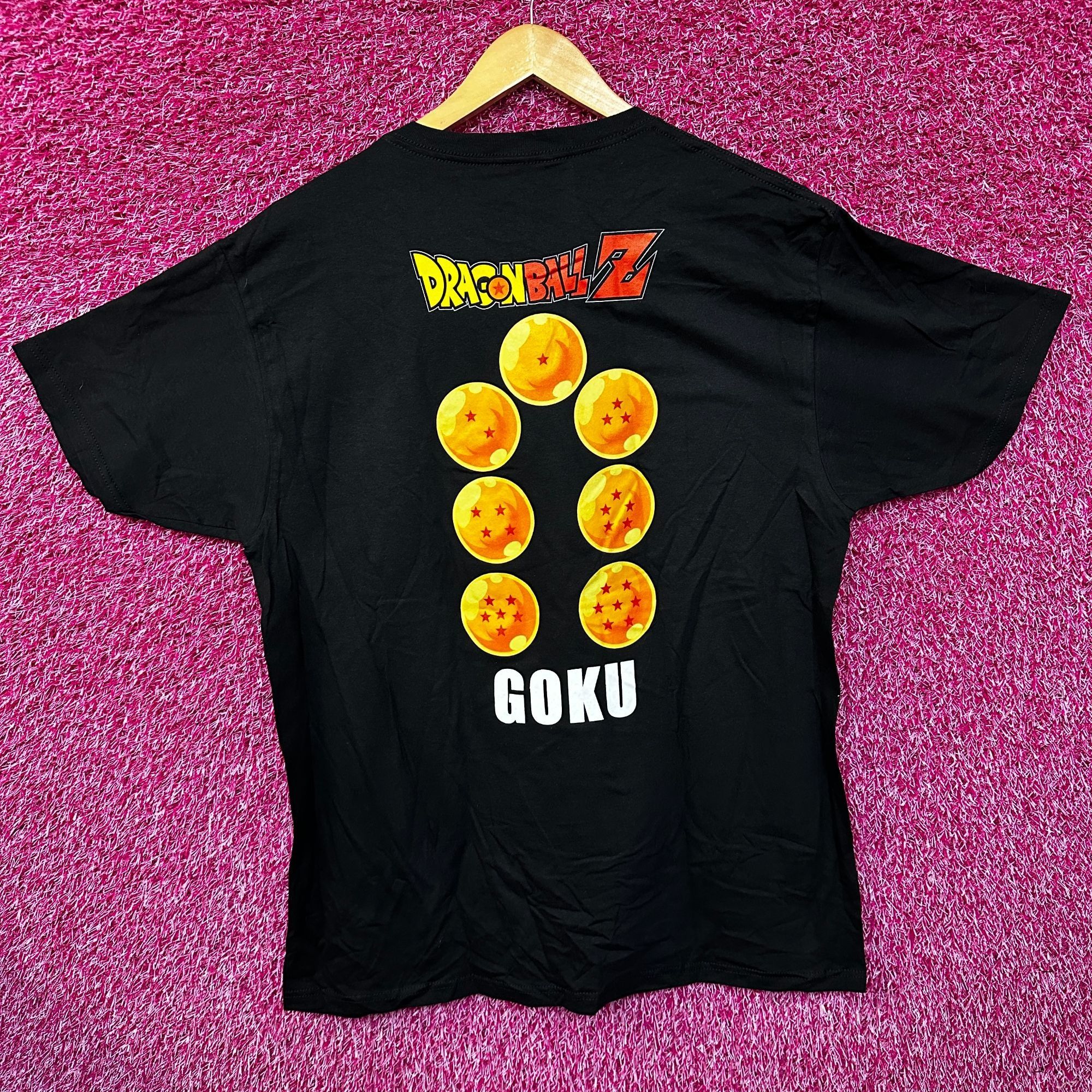 Anime Dragon Ball Z Super Saiyan Goku and the 7 Dragon Balls Tee L Size US L / EU 52-54 / 3 - 1 Thumbnail