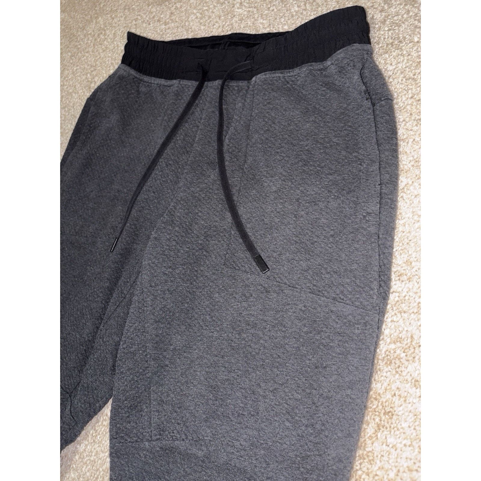 Lululemon Lululemon At Ease Textured Double Knit Joggers Mens Medium Size US 32 / EU 48 - 5 Thumbnail