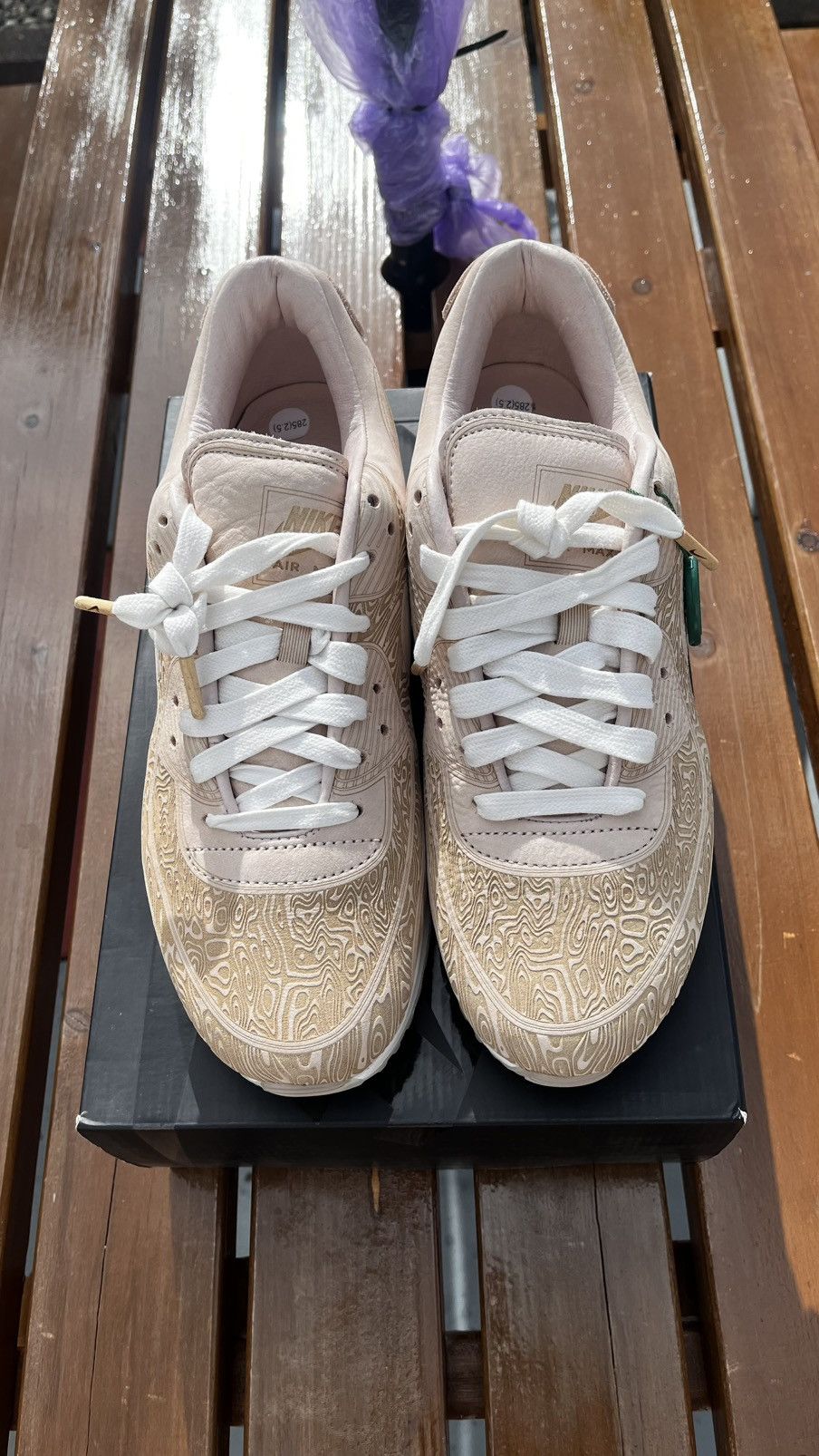 Nike BNIB Nike Air Max 90 QS Laser Wood Grain Size UK 9.5 US 10.5 Size US 10.5 / EU 43-44 - 3 Thumbnail