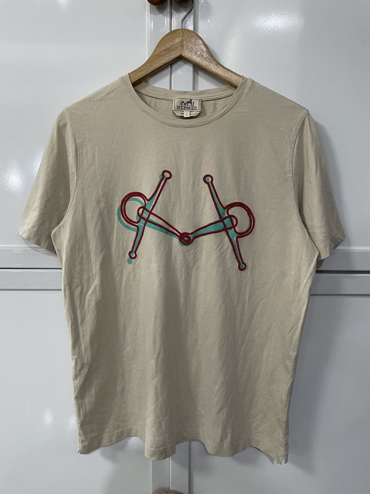 Hermes beige Hermès Horsebit embroidered T-shirt. Size US L / EU 52-54 / 3 - 1 Thumbnail