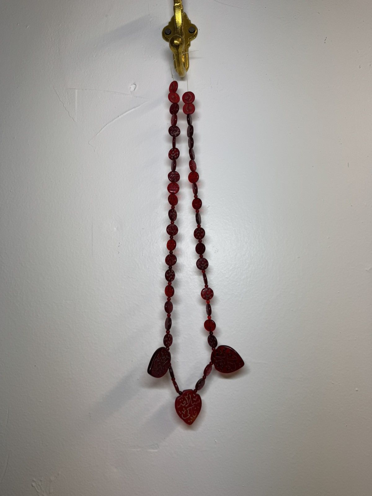 Vintage Vintage red glass Hajj beads Arabic Muslim double sided RARE Size ONE SIZE - 7 Thumbnail