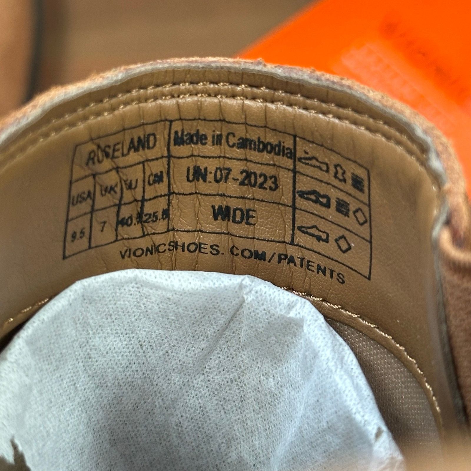 Vionic Vionic Roseland Wide Water-Repellent Suede Ankle Boots Size US 9.5 / IT 39.5 - 9 Thumbnail