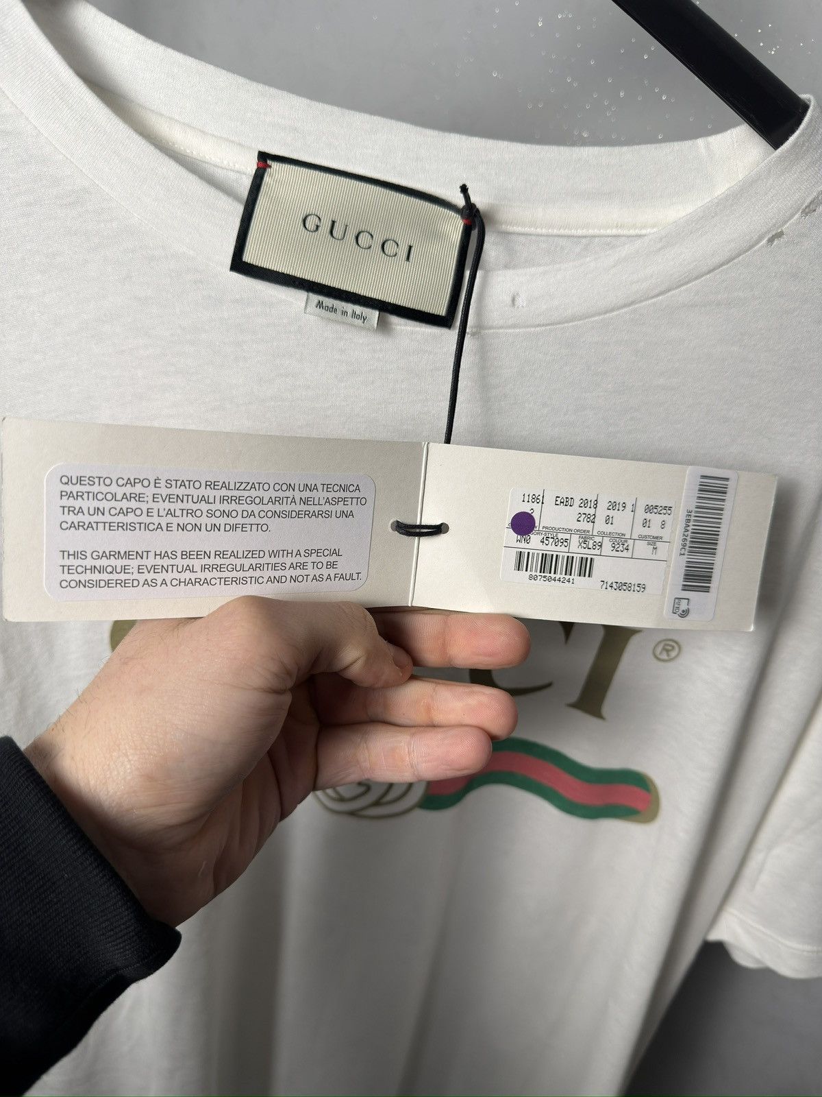 Gucci Gucci T-Shirt Distressed Gucci Logo M Size US M / EU 48-50 / 2 - 6 Thumbnail