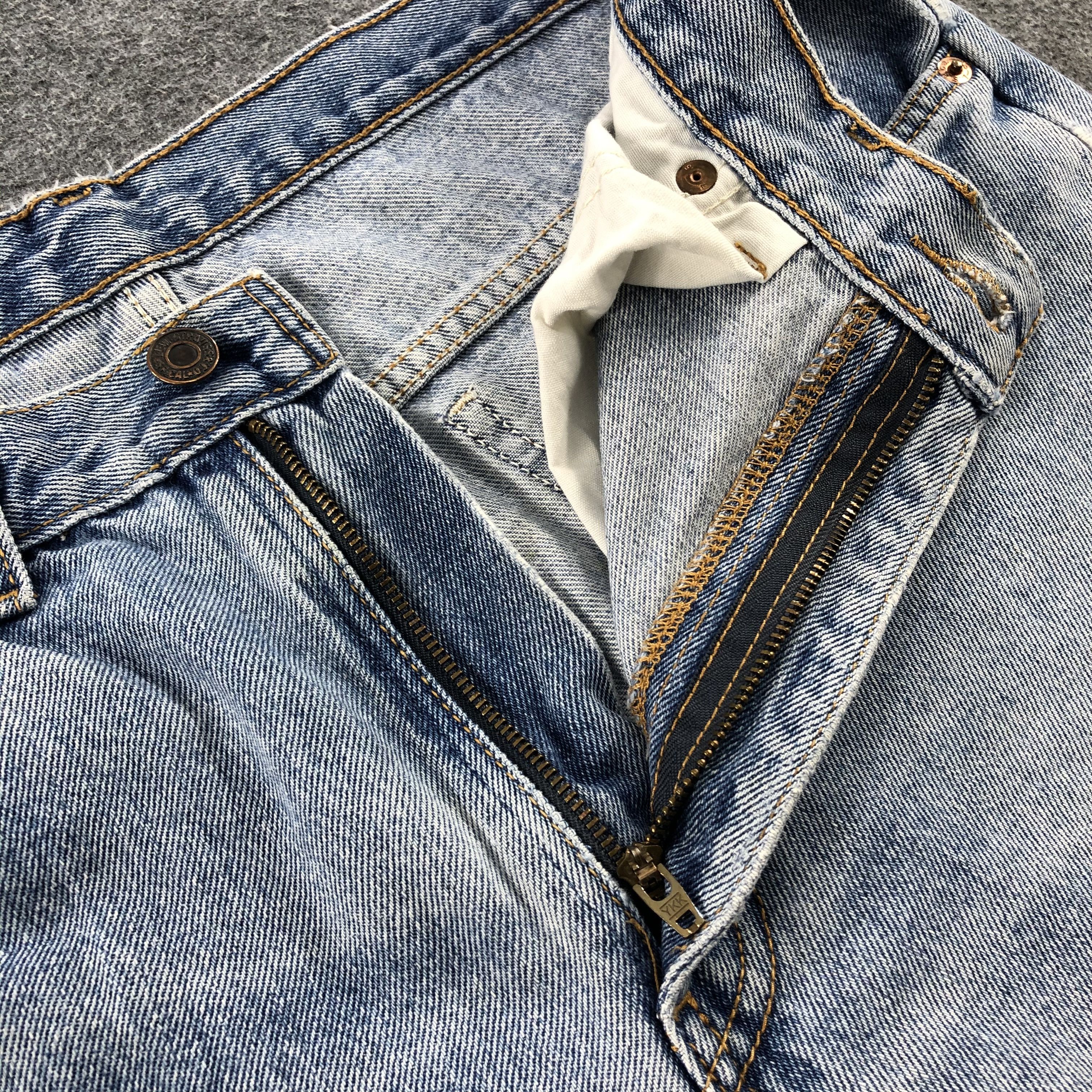 Levi's × Vintage Vintage 90s Light Wash Levis 506 Jeans-JM1879 Size US 33 - 8 Thumbnail