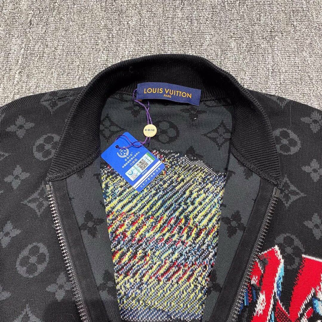 Louis Vuitton Louis Vuitton Black presbyopic jacket with graffiti logo ja Size US M / EU 48-50 / 2 - 8 Thumbnail