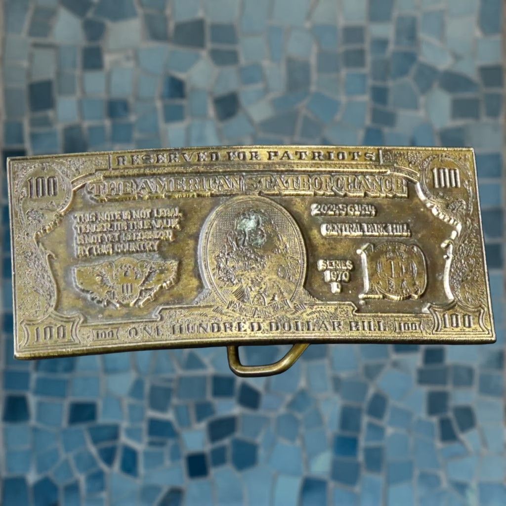 Vintage VINTAGE Lewis Buckle Co. Reserved For Patriots 100 Dollar Bill 1974 Belt Buckle Belt Buckle Adult Unisex Bronze 1970s Flags & Political Mens Womens Size ONE SIZE - 1 Thumbnail
