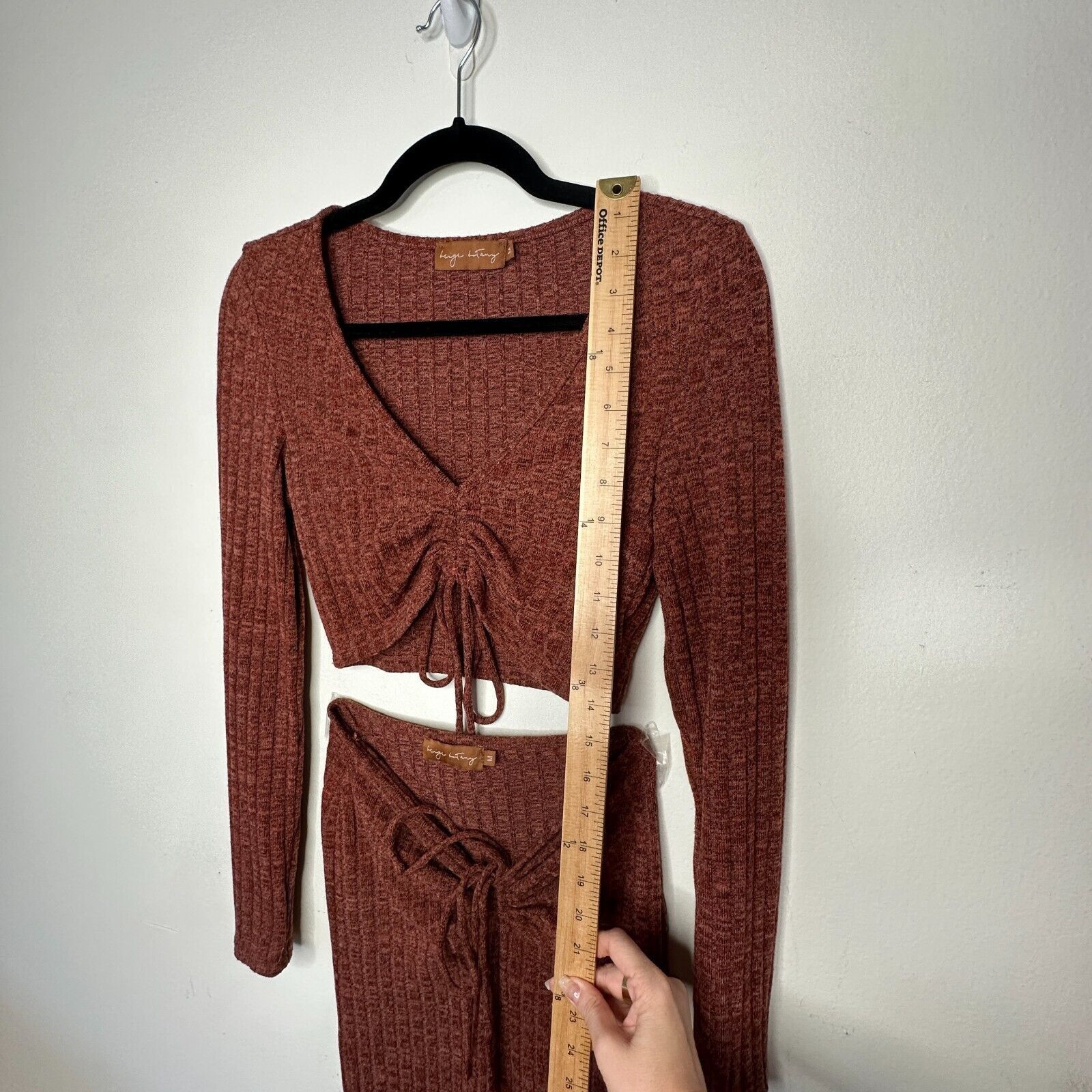 Other Beige Botany Rust 2-Piece Rib Knit Skirt + VNeck Top M Size M / US 6-8 / IT 42-44 - 13 Thumbnail