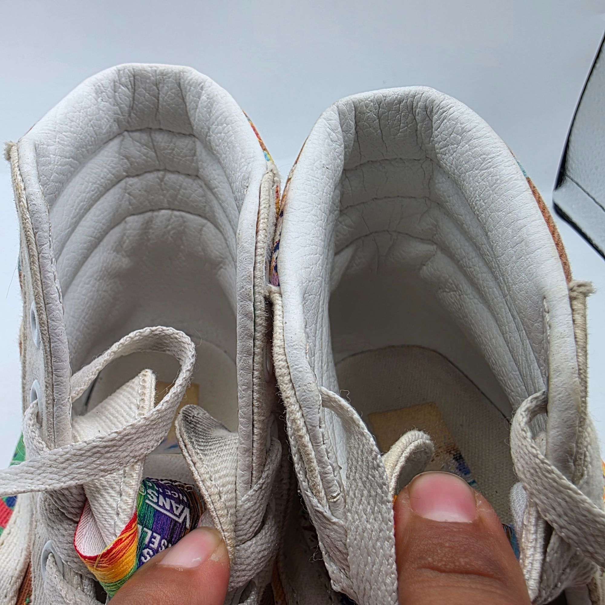 Vans Vans Sk8-Hi Together As Ourselves Womens Size 8.5 White Snea Size US 8.5 / IT 38.5 - 6 Thumbnail