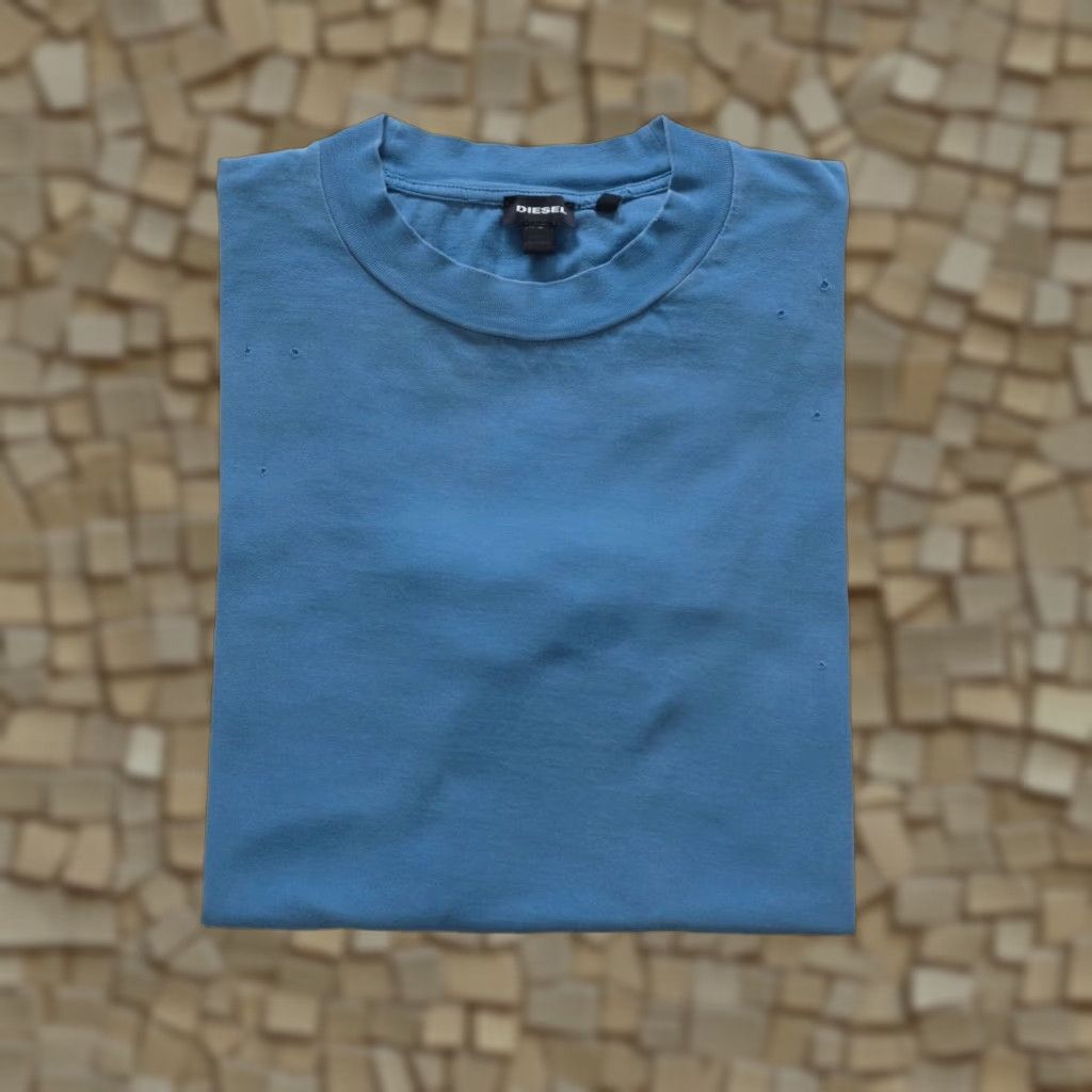 Diesel VINTAGE Diesel DISTRESSED Y2K 90s VTG BLUE CORE CLASSIC T SHIRT MEN SZ S Crew Neck Short Sleeve Size US S / EU 44-46 / 1 - 1 Thumbnail