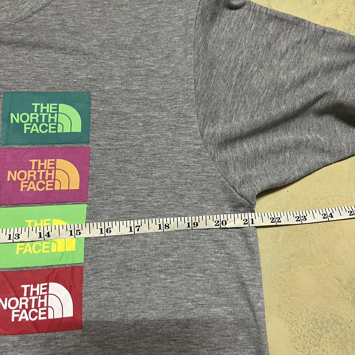 The North Face The North Face Big Logo T Shirt Size US L / EU 52-54 / 3 - 4 Thumbnail