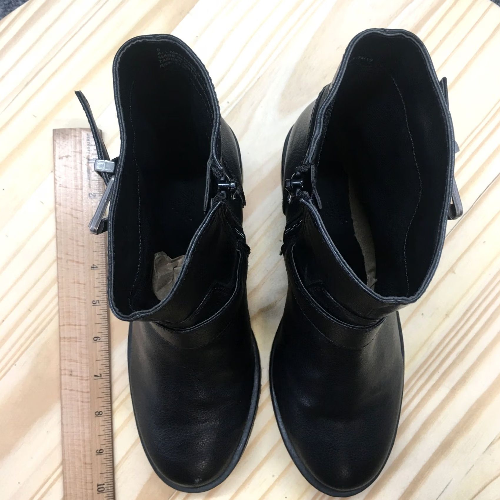 Vintage Universal Thread Boots Women Ankle Booties Zipper Black Faux Leather Buckle Heel Mid 2-2.9in Size 6 Size US 6 / IT 36 - 7 Thumbnail