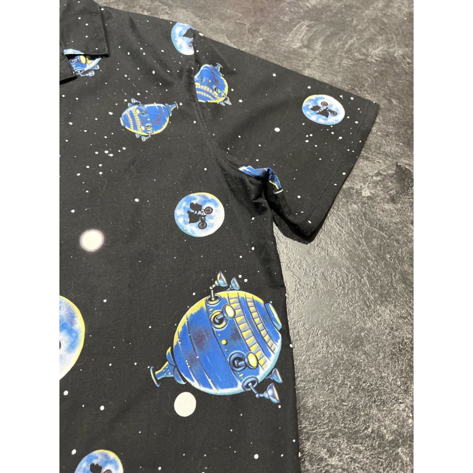 Vintage Cakeworthy E.T. Space Button-Up Shirt XL Black Men Short Sleeve Regular Size Size US XL / EU 56 / 4 - 6 Thumbnail