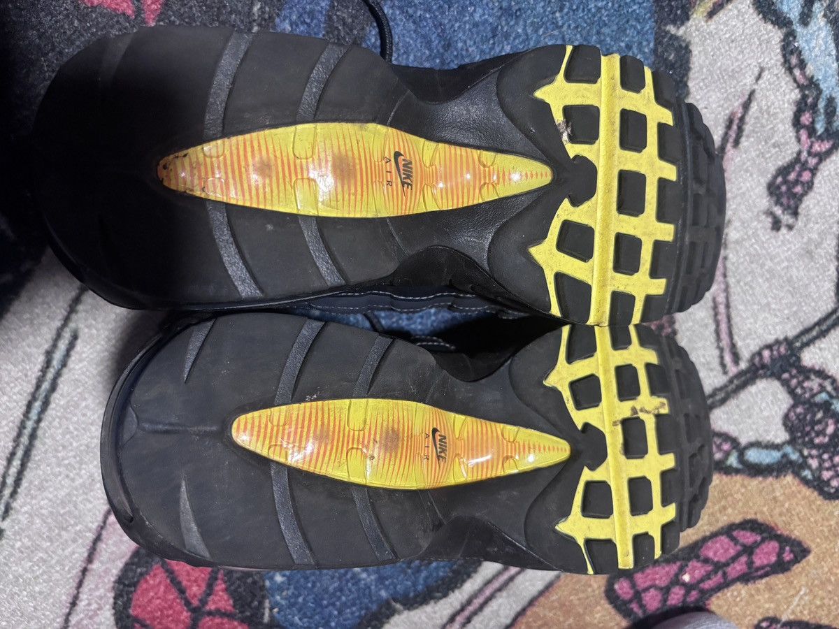 Nike Air Max 95 Size US 9.5 / EU 42-43 - 5 Thumbnail
