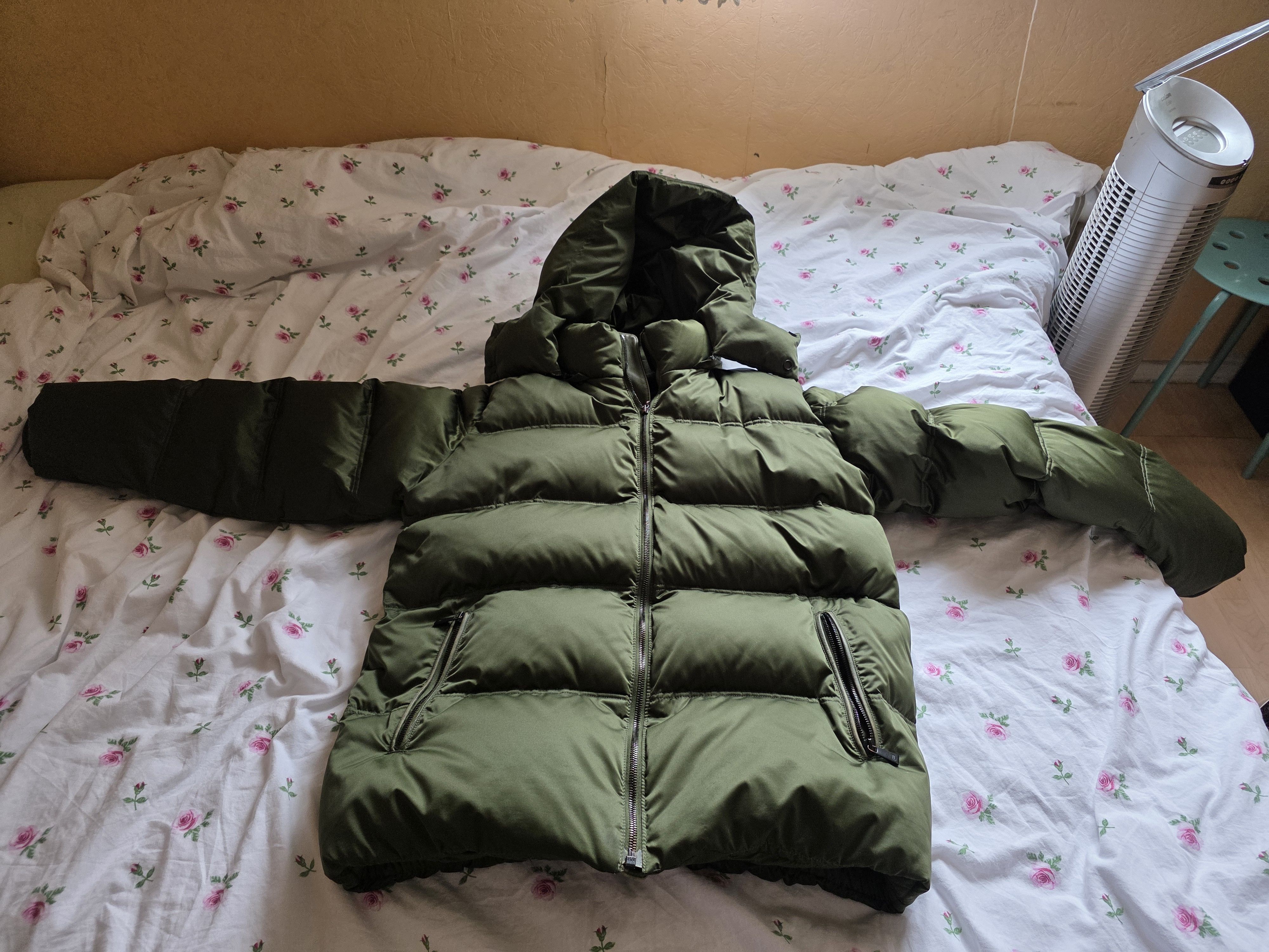 Porsche Design Extreme cold-weather down jacket XL Size US XL / EU 56 / 4 - 1 Thumbnail