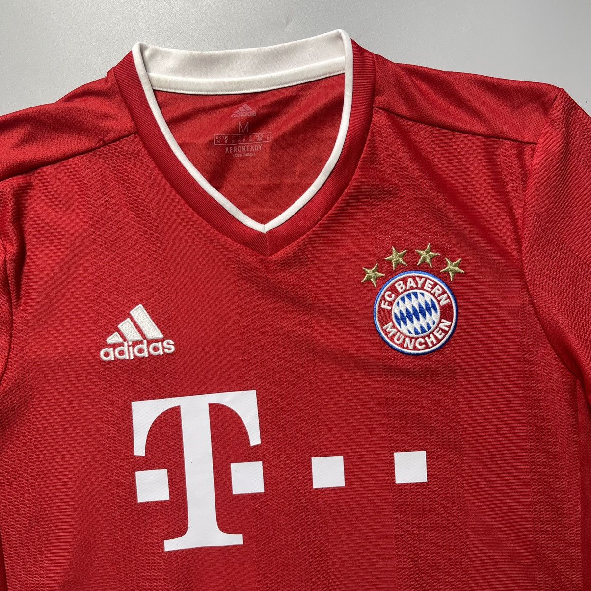 Vintage BAYERN ADIDAS 2020/2021 FOOTBALL HOME JERSEY #9 LEWANDOWSKI Size US M / EU 48-50 / 2 - 4 Thumbnail