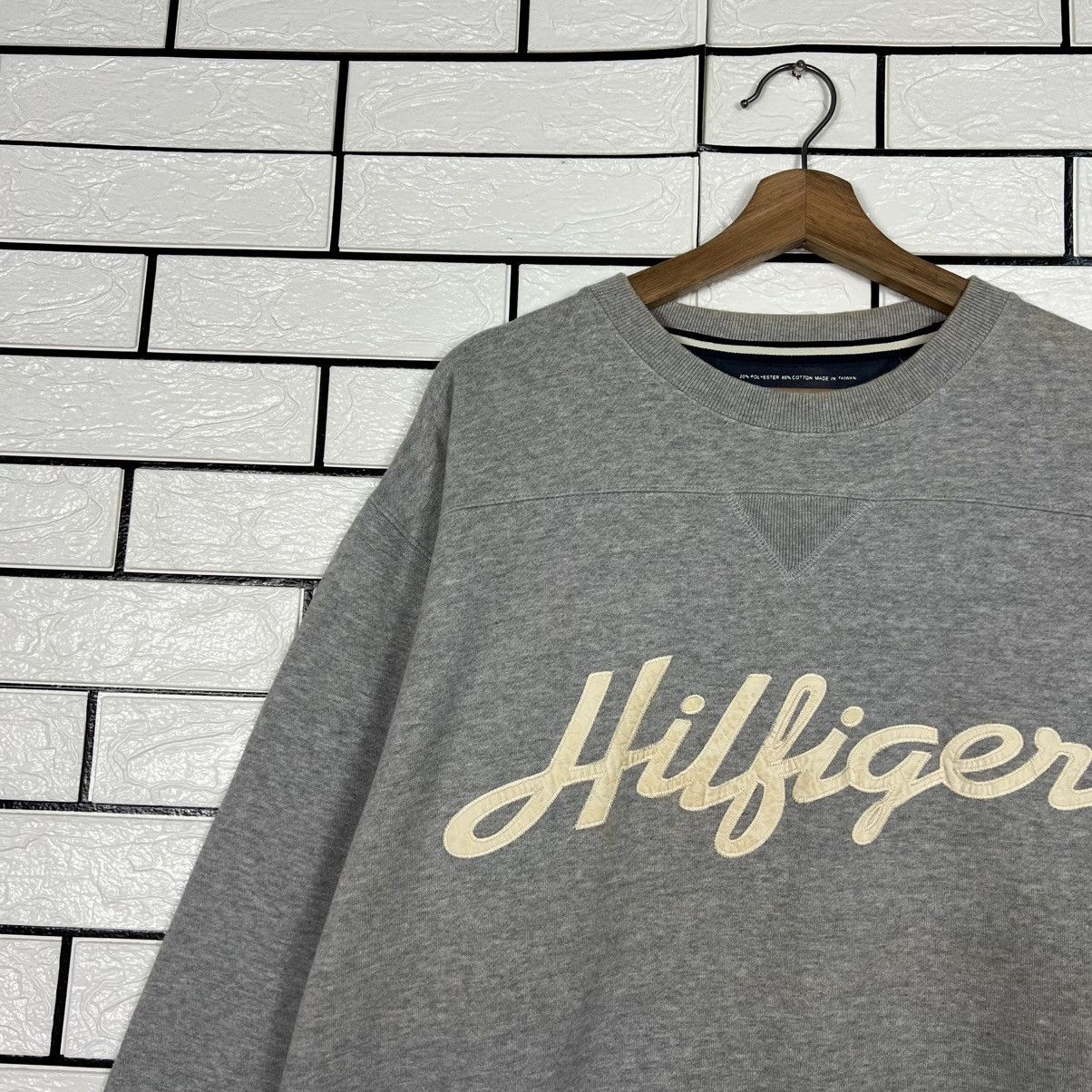 Tommy Hilfiger Y2k Vintage TOMMY HILFIGER Big Logo Sweatshirt #3943-C180 Size US M / EU 48-50 / 2 - 3 Thumbnail