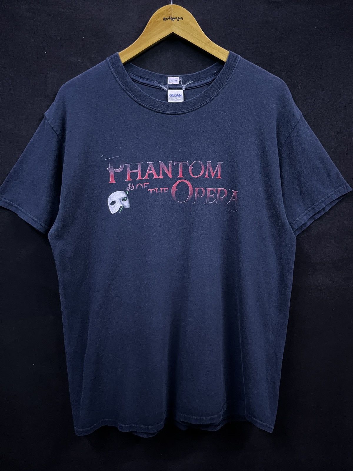 Band Tees VINTAGE THE PHANTOM OF THE OPERA BAND TSHIRT Size US L / EU 52-54 / 3 - 1 Thumbnail