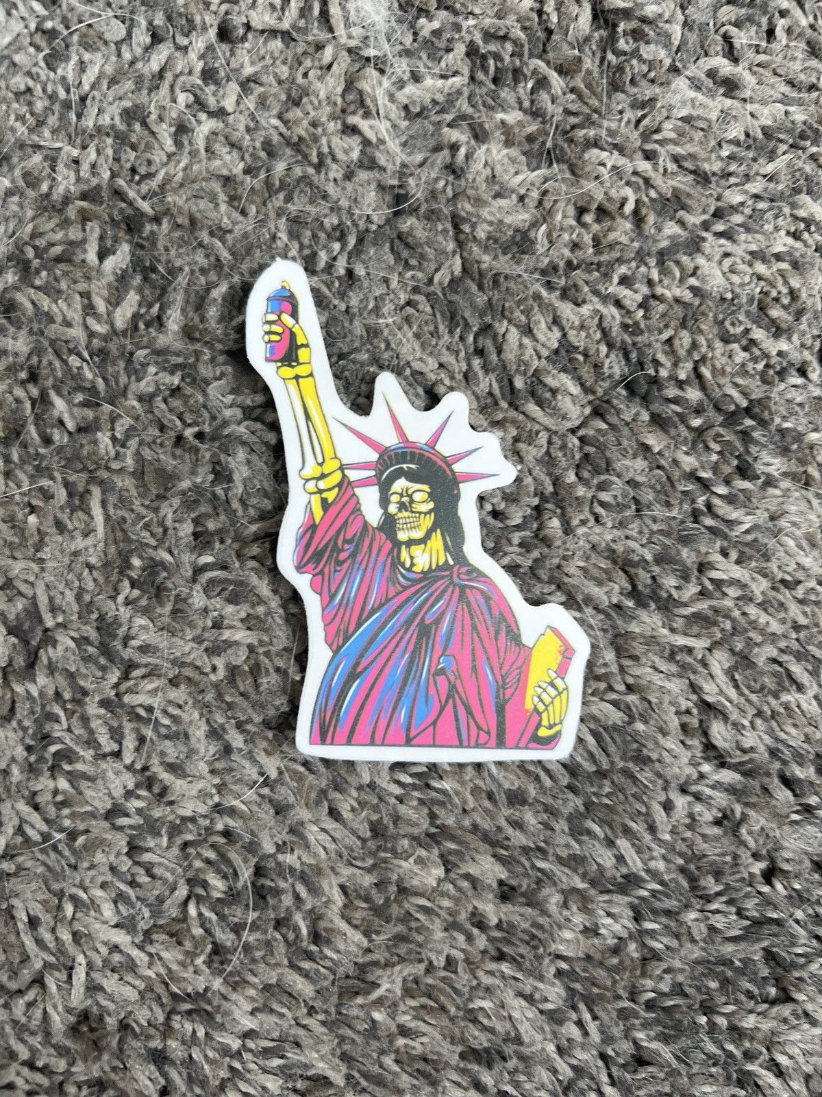 Hypebeast Statue Of Liberty Skeleton Sticker Size ONE SIZE - 1 Thumbnail