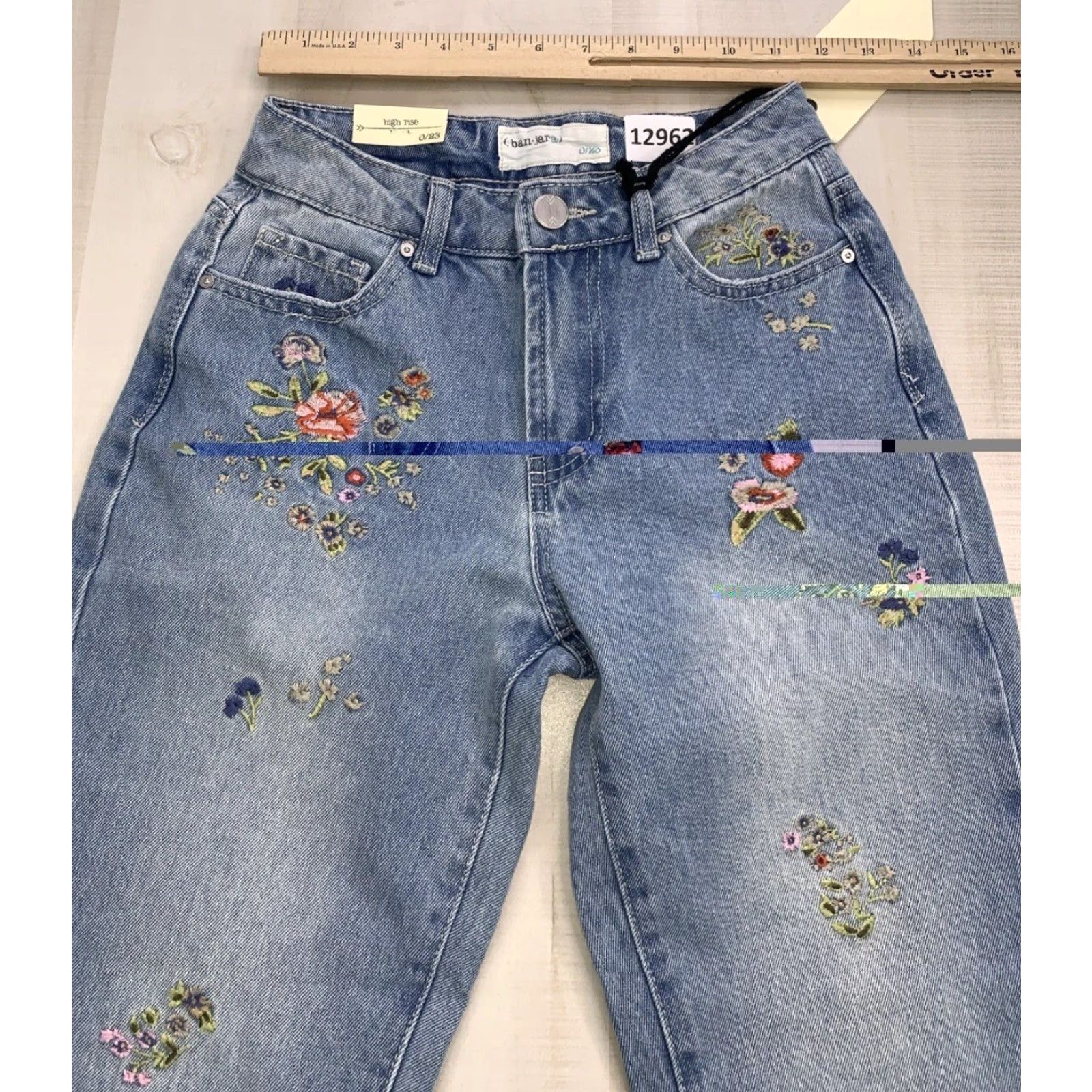 Vintage Banjara High Rise Embroidered Floral Distressed Denim Cropped Jeans NWT 0/23 Size 25" / US 0 / IT 36 - 5 Thumbnail