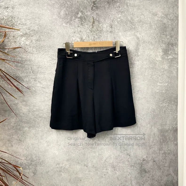 Hermes Hermes Black viscose and silk shorts Size 25" / US 0 / IT 36 - 1 Thumbnail