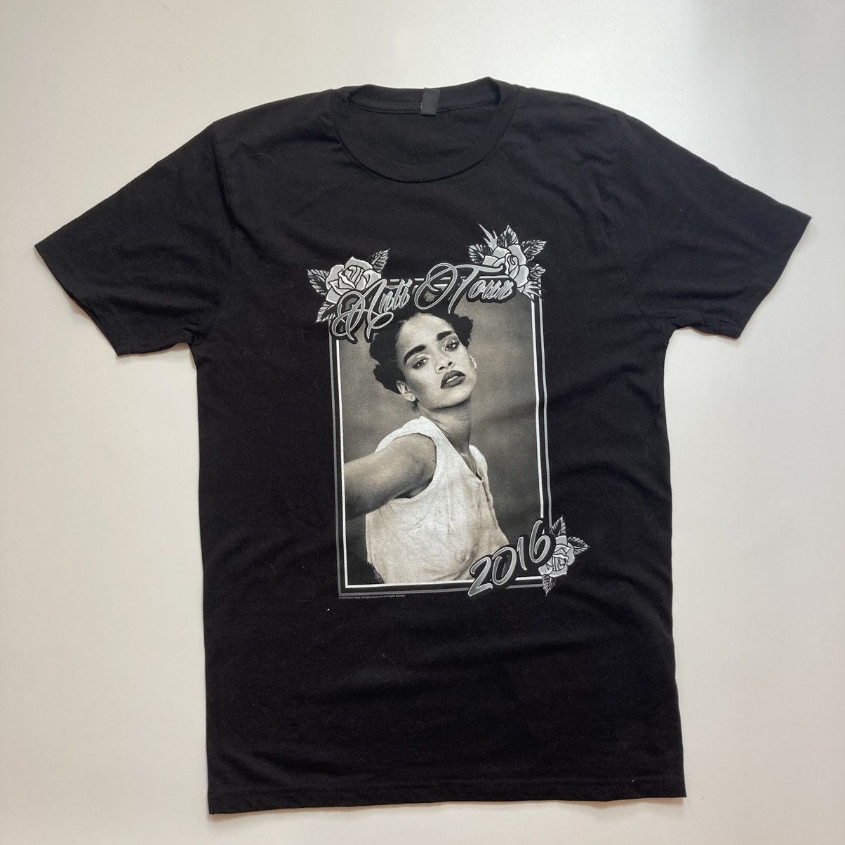 Rap Tees Rihanna Diamonds 2013 World Tour Tee Shirt | Grailed