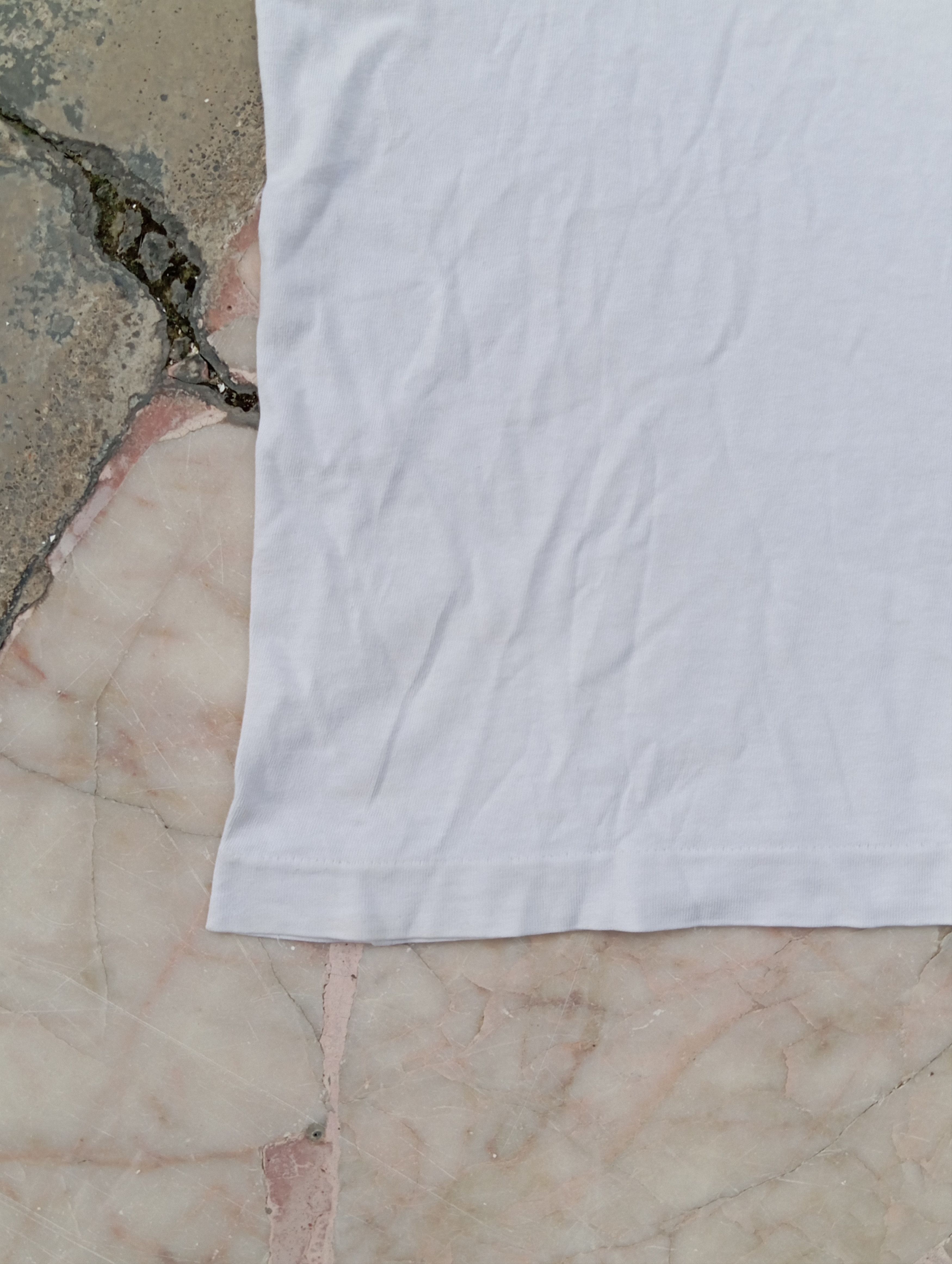 CDG by Comme des Garcons Comme des garcons Play white tee shirt Size US S / EU 44-46 / 1 - 4 Thumbnail