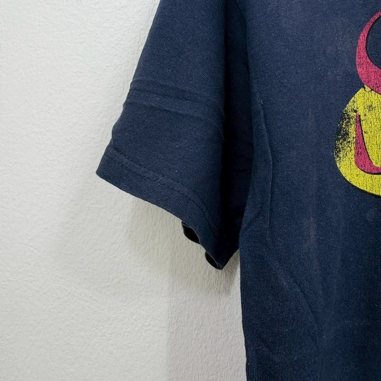 Vintage Vintage 00s Seinfeld shirt size M wts03 Size US M / EU 48-50 / 2 - 6 Thumbnail