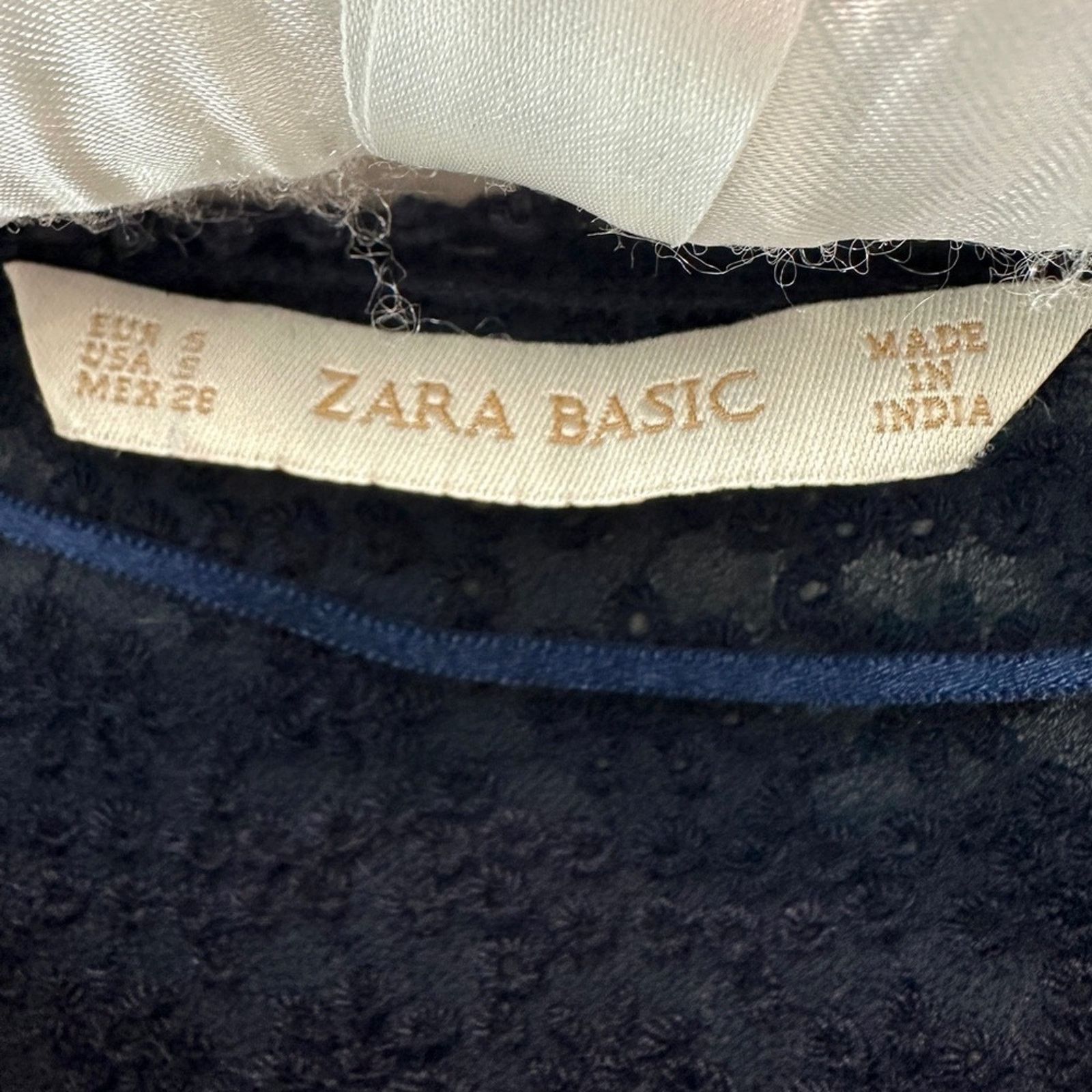 Zara ZARA | Basic Navy Blue Sheer Eyelet Lace Long Sleeve Blouse Size S / US 4 / IT 40 - 5 Thumbnail