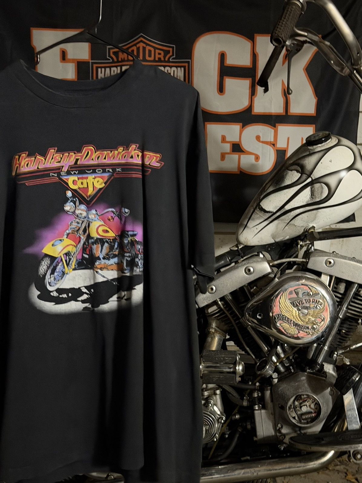 Vintage Harley Davidson New York Café